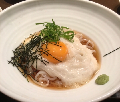 薬味とトッピングで七変化！？ぶっかけうどん