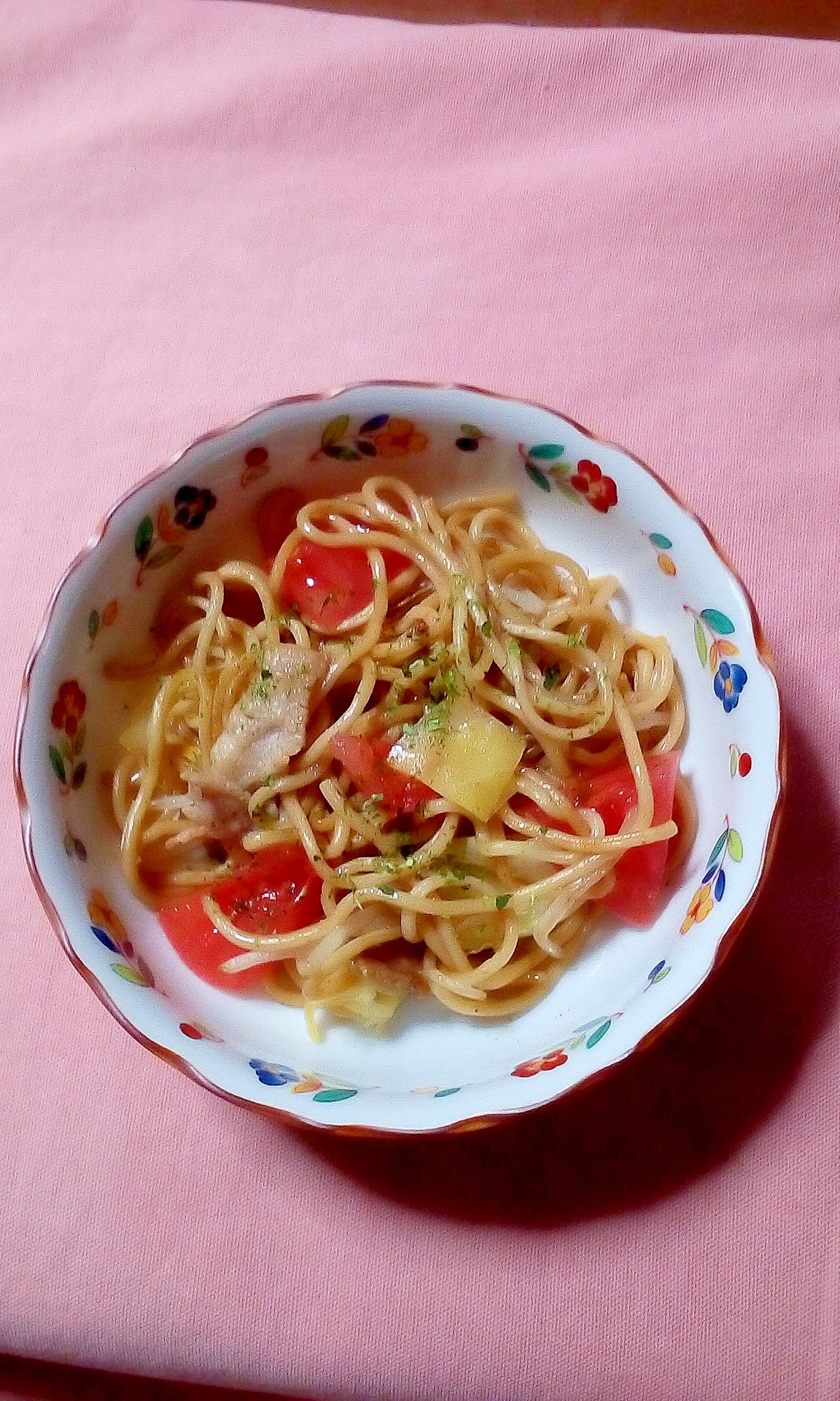 トマト入り塩焼きそば