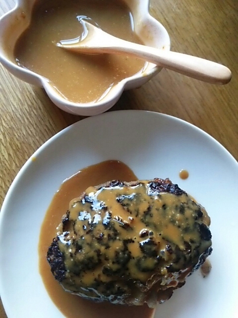 ハンバーグに合うソース 焼き肉のタレ マヨ レシピ 作り方 By 4045g 楽天レシピ