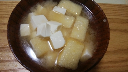 豆腐と油揚げの味噌汁＋＋