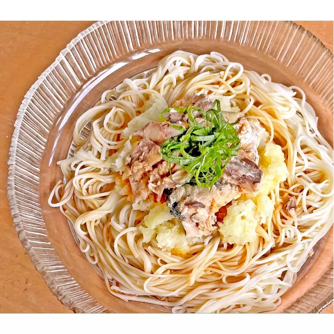 サバ缶とシークワーサーおろしのそうめん☆