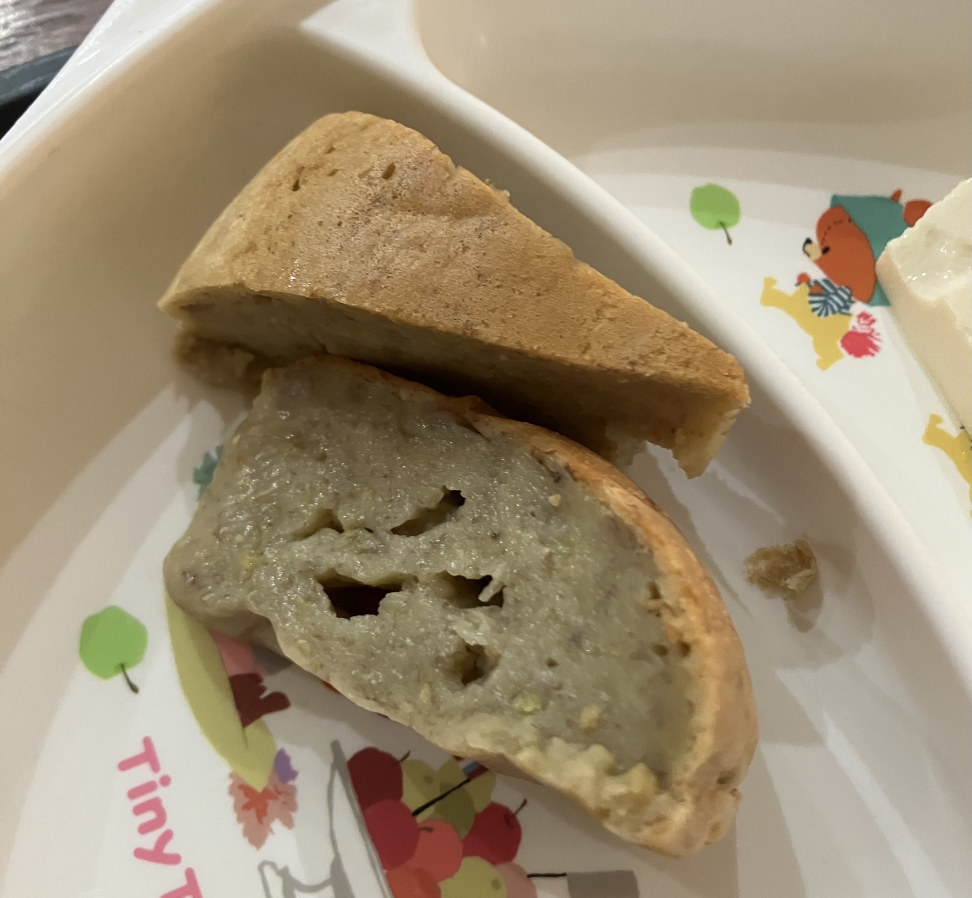 バナナつぶしの米粉ケーキ