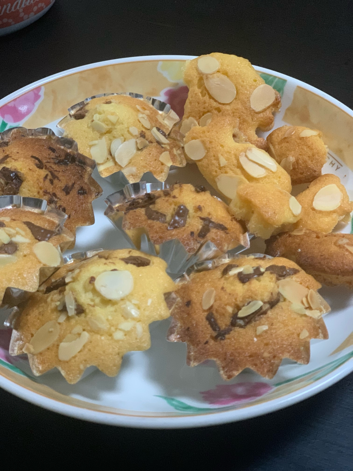 カリッ!フワッ!甘くて美味しい!簡単マドレーヌ