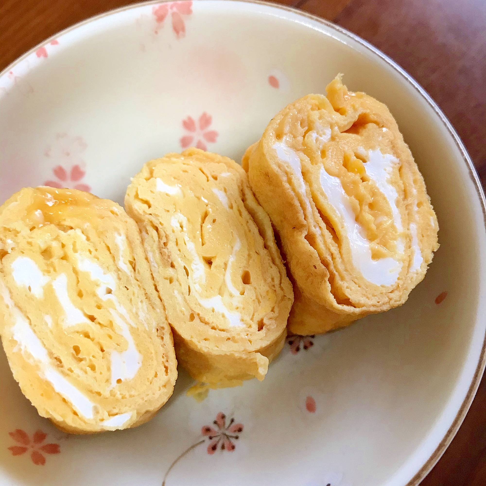 醤油と塩で作るシンプル卵焼き