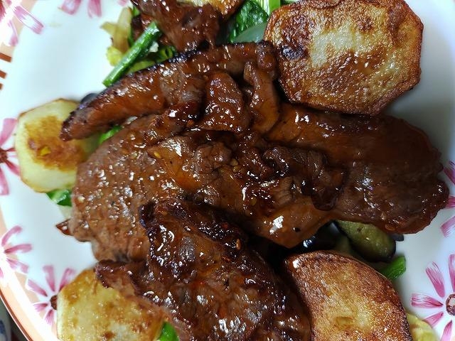 焼き肉のたれで焼くお肉 レシピ 作り方 By つやこさん しばらくお休みします R4年11 4 楽天レシピ