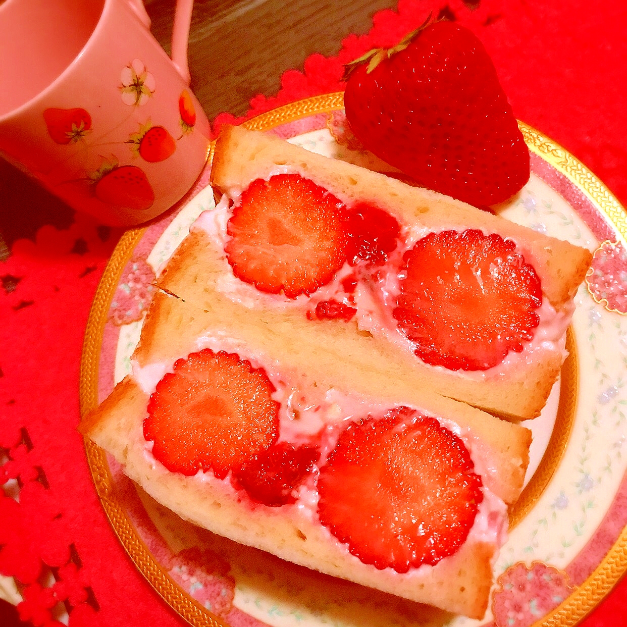 苺のラズベリーッチ♥サンドイィーッチ