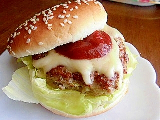 とろ りチーズのピザバーガー レシピ 作り方 By Makura S 楽天レシピ とろ りチーズのピザバーガー レシピ 作り方 By Makura S 楽天レシピ