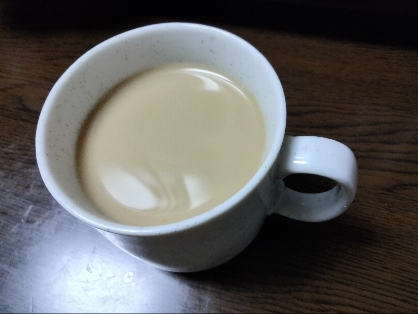 ホワイトチョコとシナモンでコーヒー牛乳