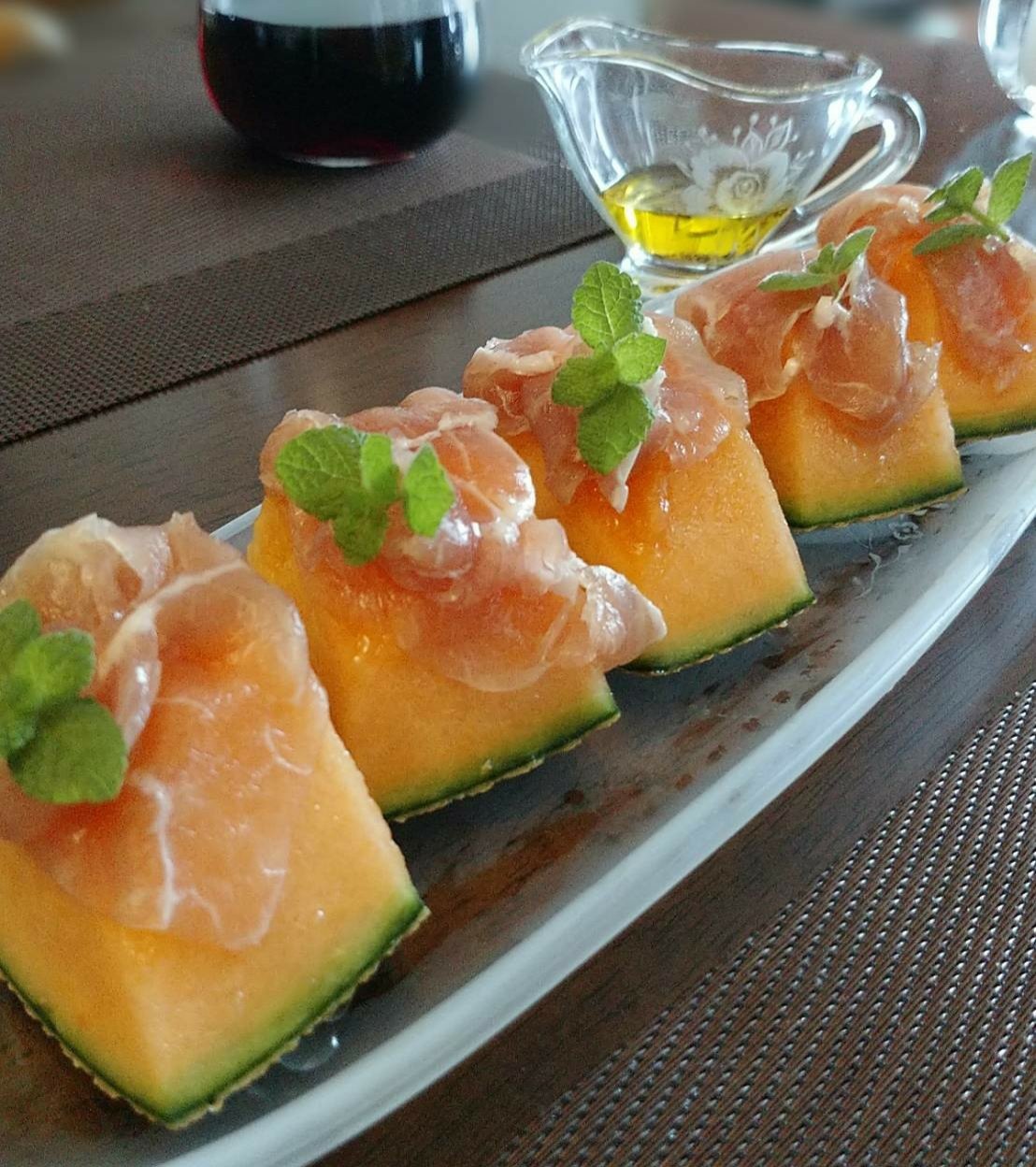 カットメロンで生ハムメロンꕤ୭ レシピ 作り方 By Anoa 楽天レシピ カットメロンで生ハムメロンꕤ୭ レシピ 作り方 By Anoa 楽天レシピ