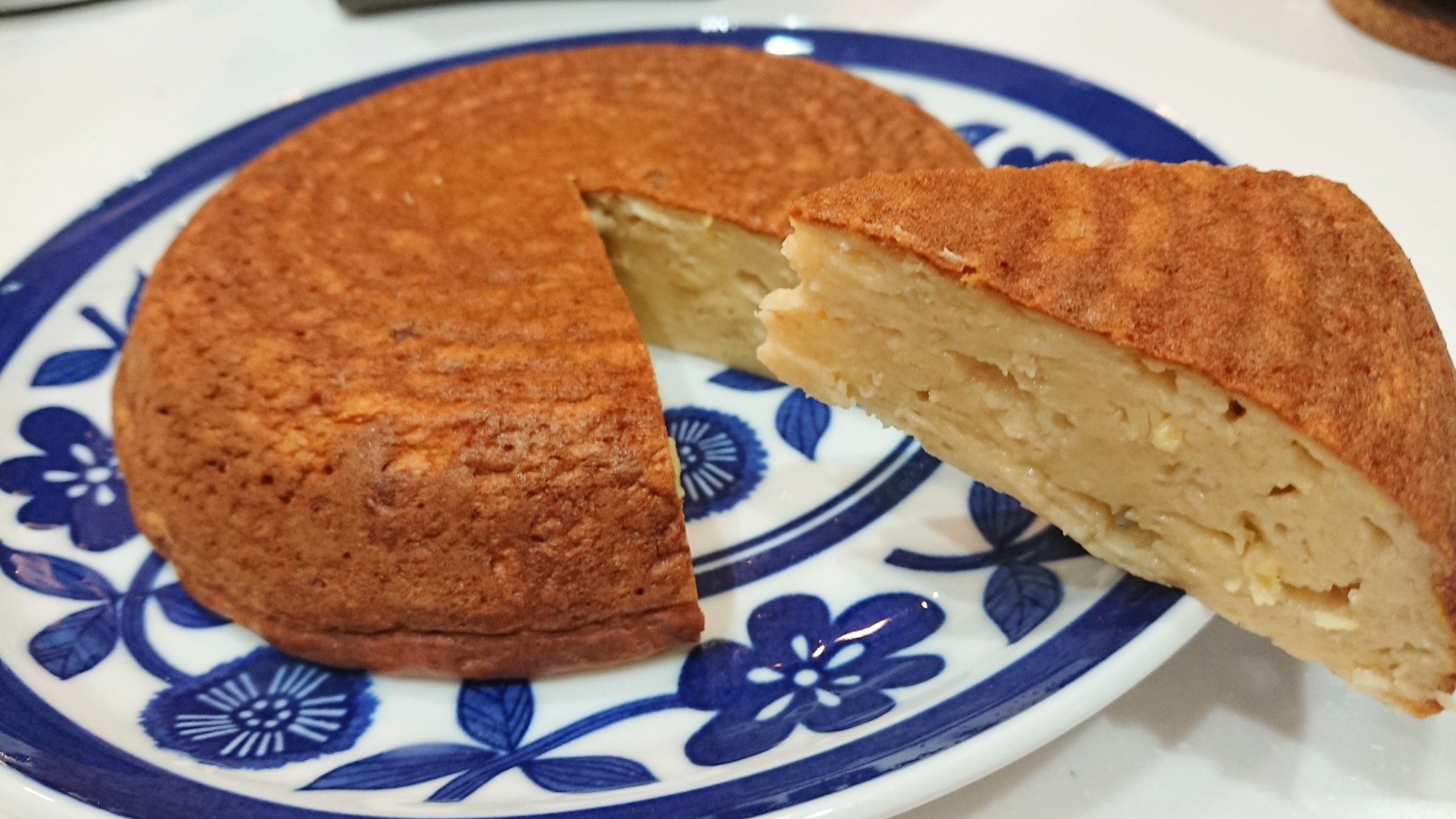 炊飯器でもっちり！バナナヨーグルトケーキ