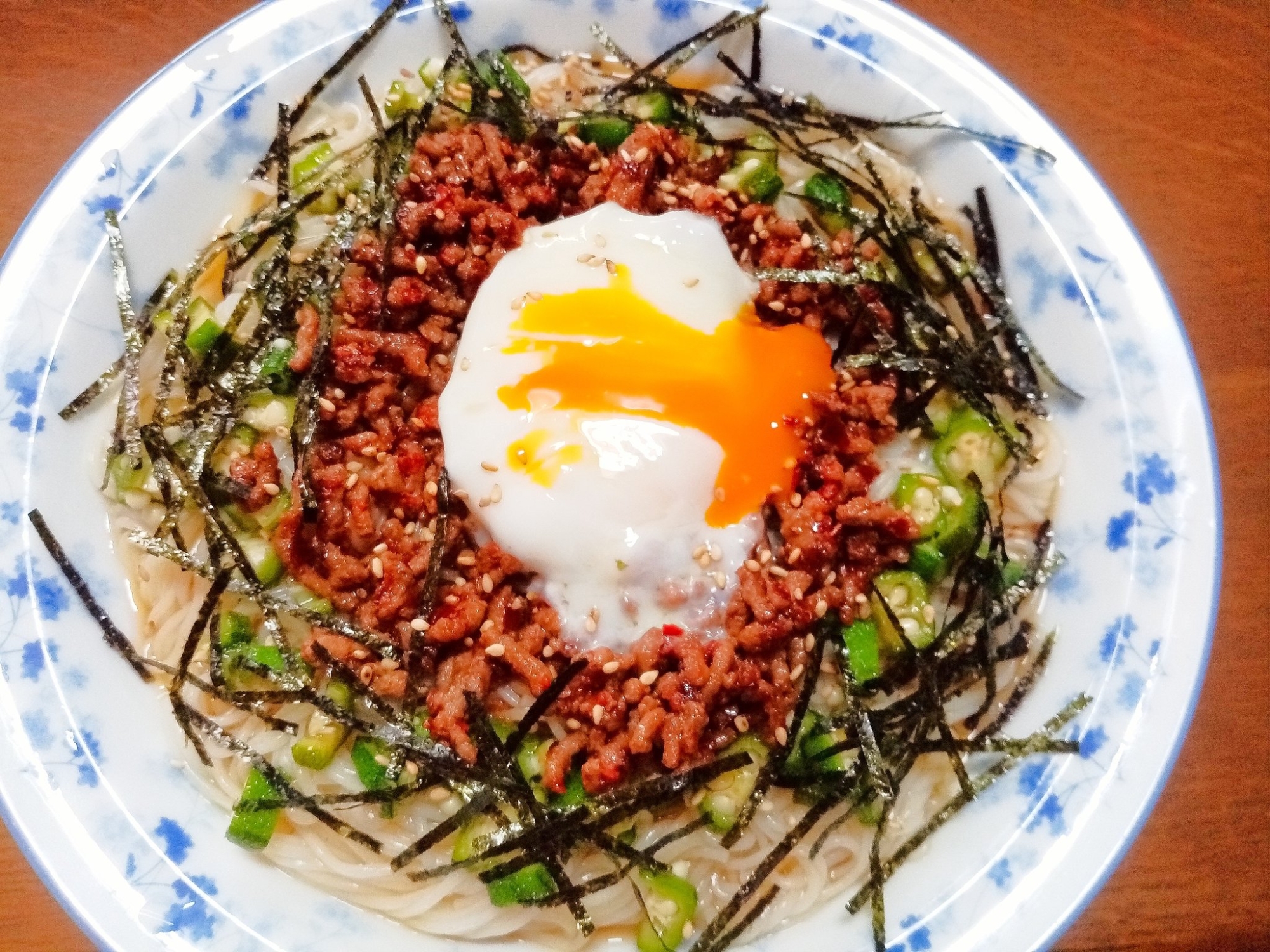 ピリ辛豚そぼろの冷やしそうめん