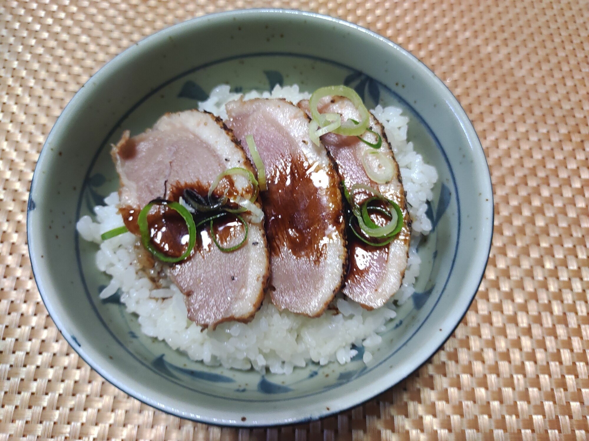 スモーク鴨丼 レシピ・作り方 by 応援屋 - 楽天レシピ