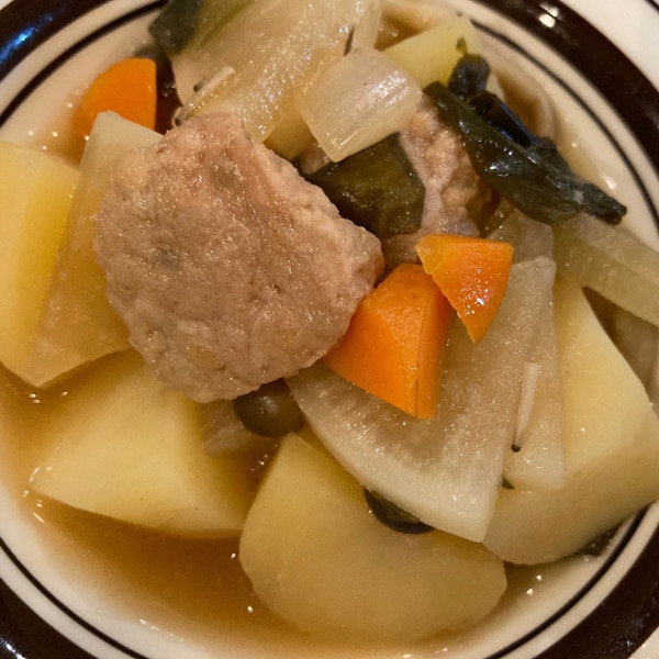 じゃがいもと大根と人参と昆布としめじと肉団子の煮物 レシピ 作り方 By Tommeg12 楽天レシピ じゃがいもと大根と人参と昆布としめじと肉団子の煮物 レシピ 作り方 By Tommeg12 楽天レシピ