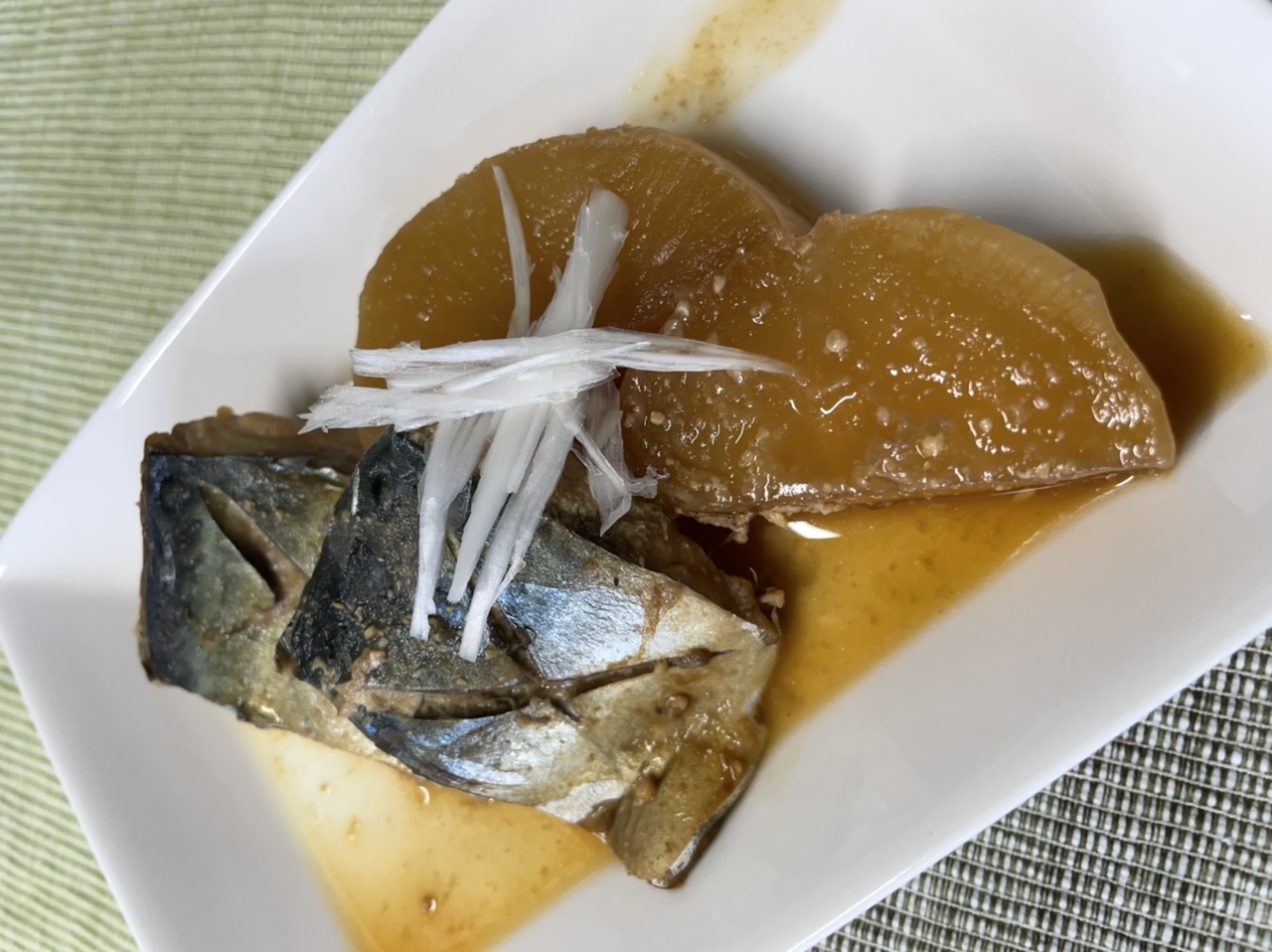 圧力鍋で!サバと大根の味噌煮