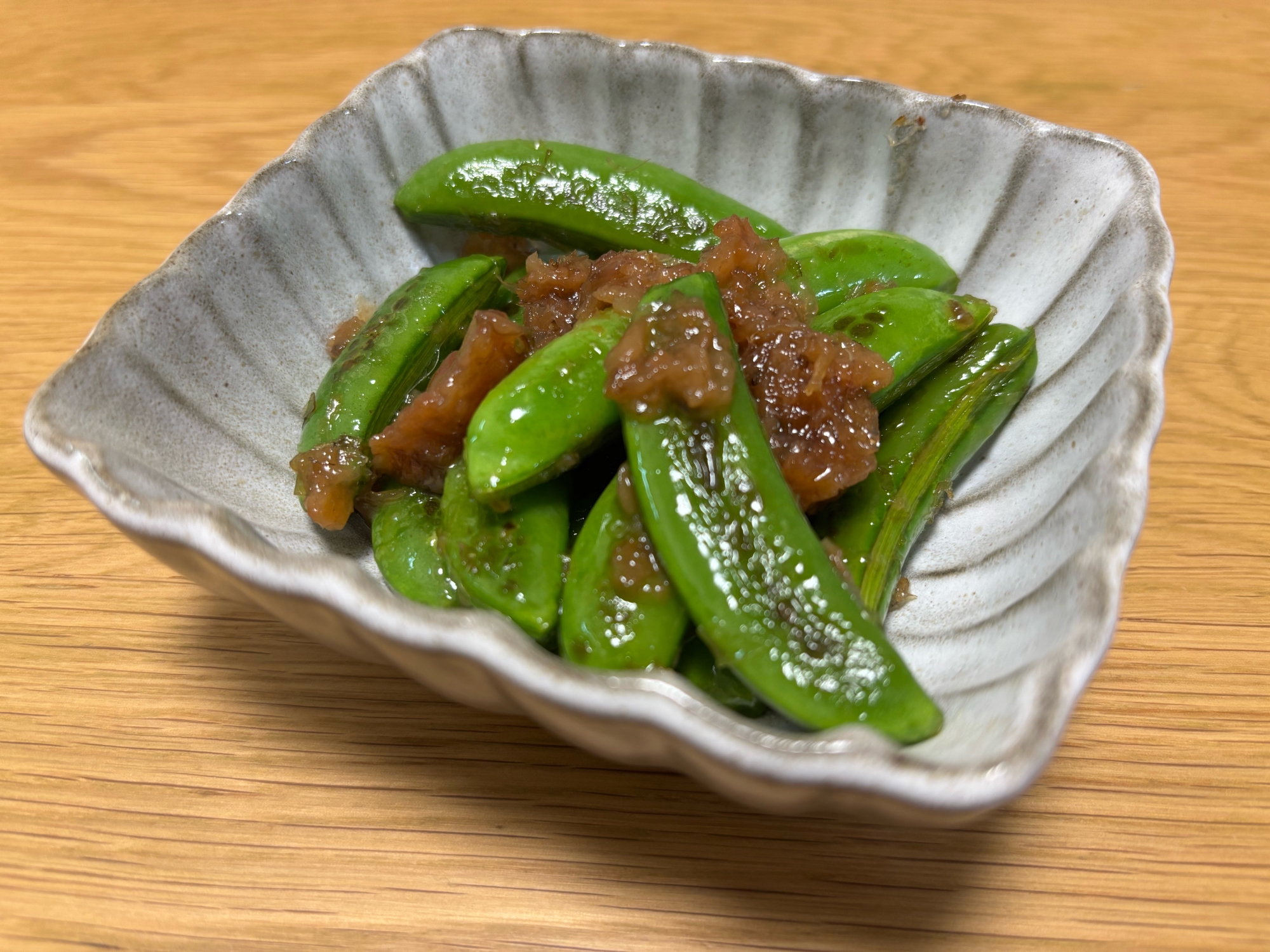 スナップえんどうの梅おかか和え