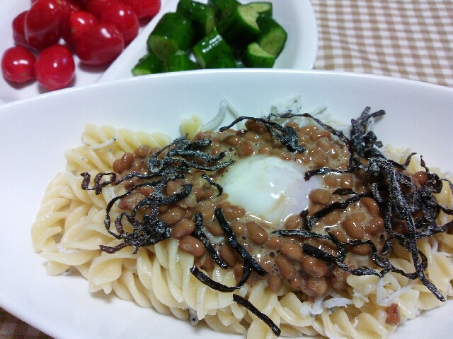 簡単!ヘルシー♪おいしい☆温玉納豆パスタ