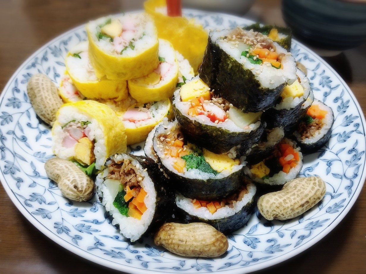 韓国海苔巻き 牛肉キンパ 1番人気 レシピ 作り方 By こぶた 楽天レシピ 韓国海苔巻き 牛肉キンパ 1番人気 レシピ 作り方 By こぶた 楽天レシピ