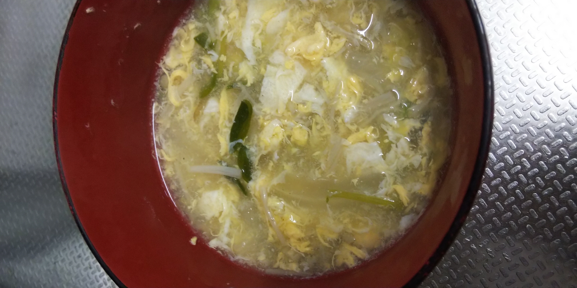 野菜とえのきと豆苗で・卵スープ
