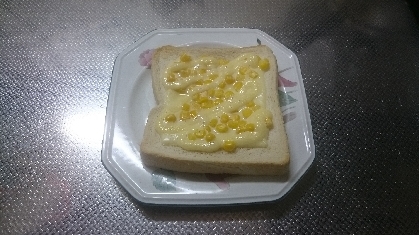 朝食に☆マヨコーンチーズトースト
