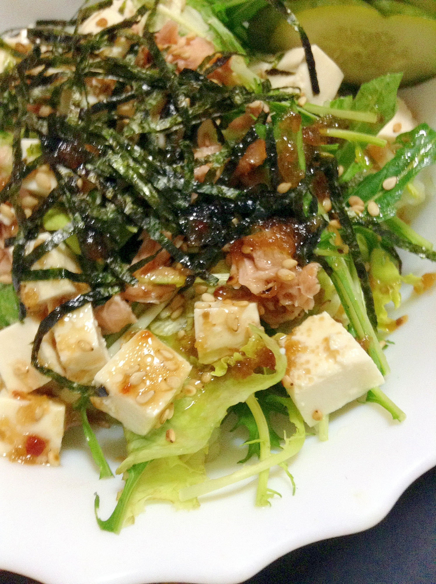 シーチキンと豆腐と水菜のオニオンサラダ。