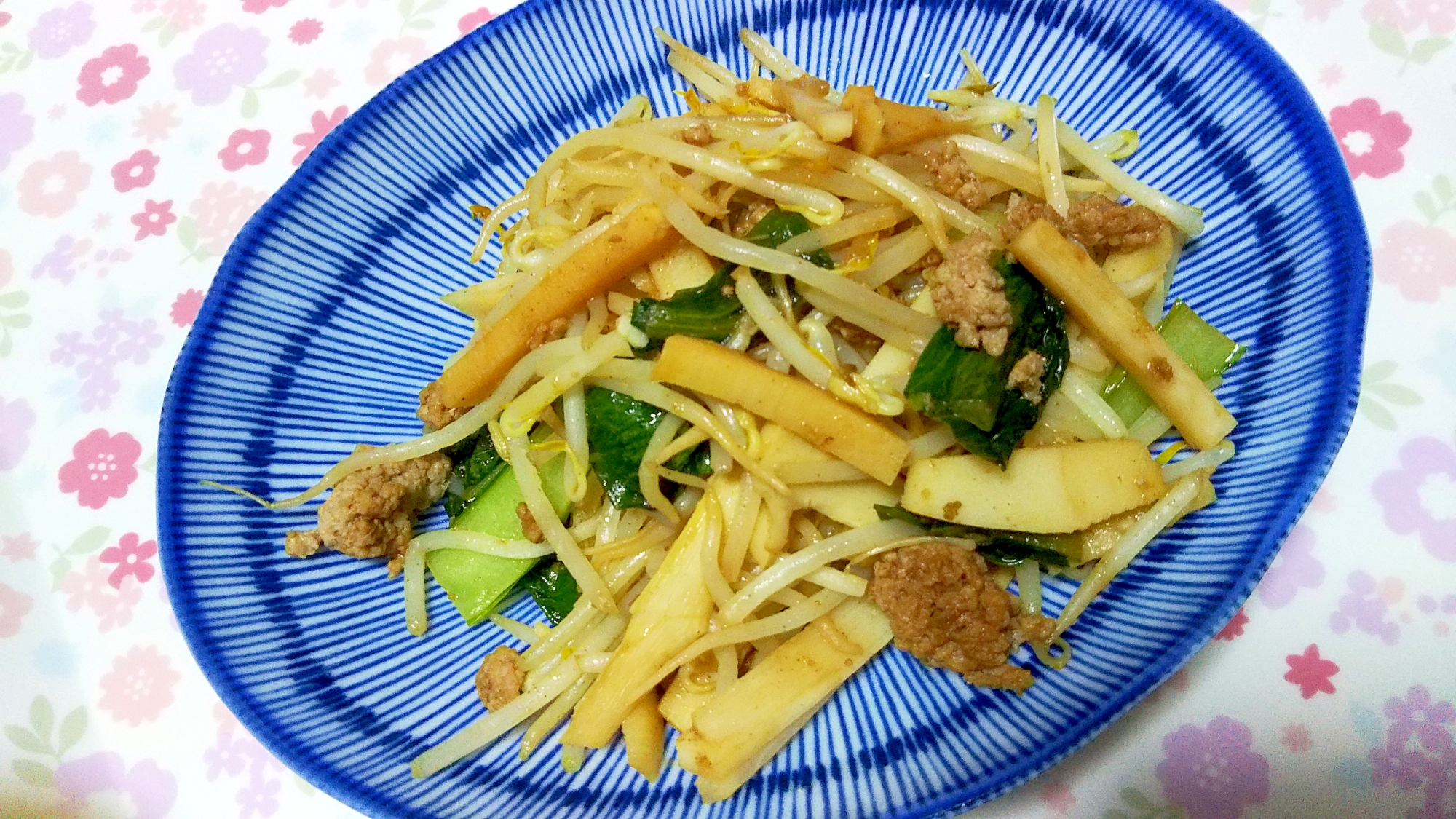 中華野菜のスパイシーそぼろ炒め＋＋