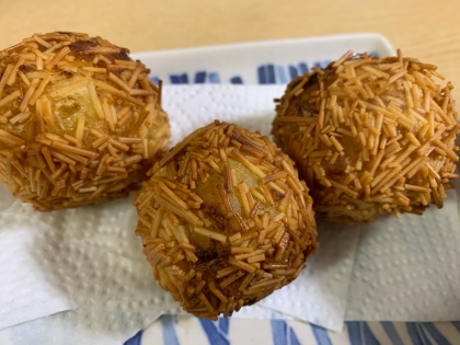 お弁当に☆薩摩芋黒ゴマコロッケ