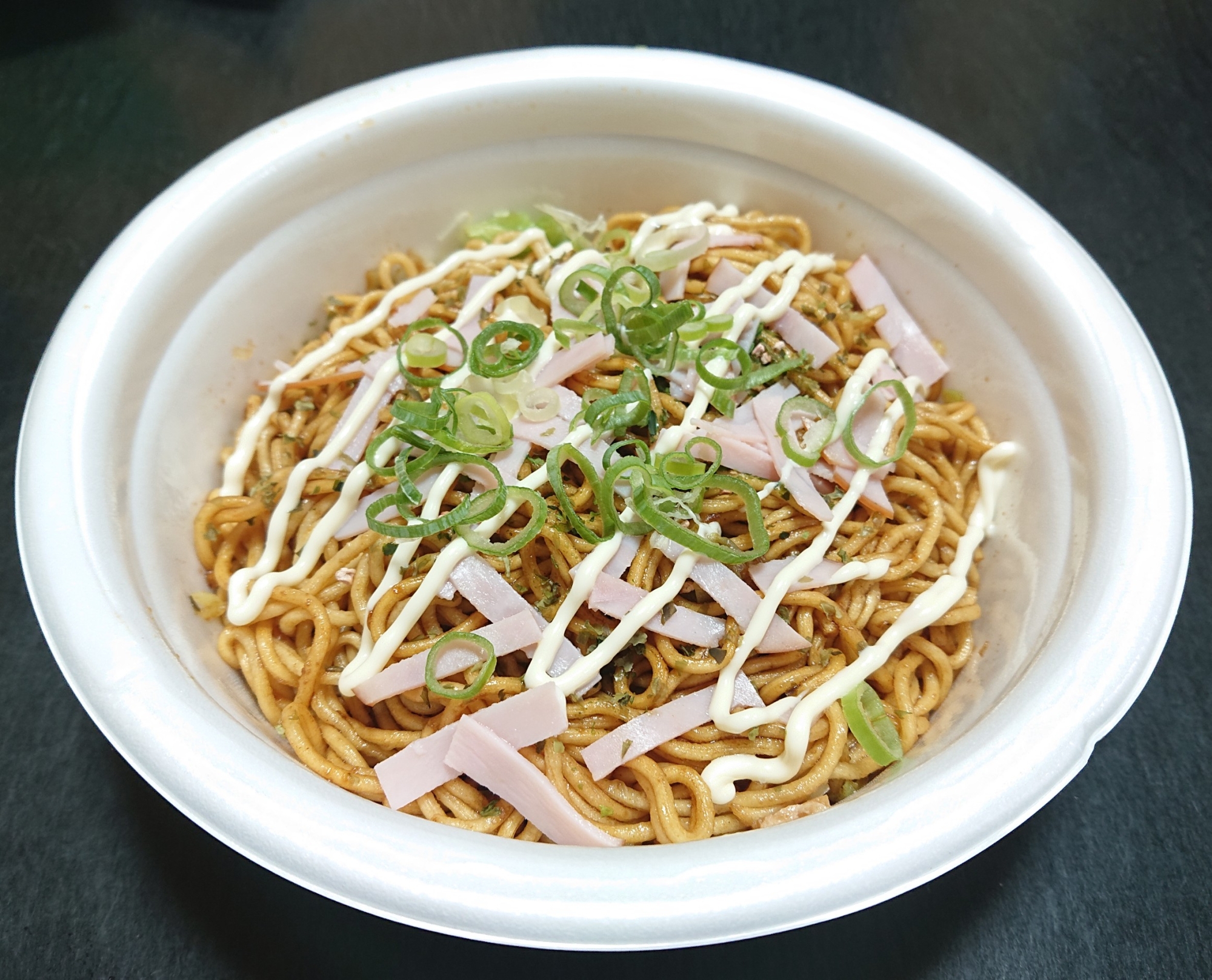 日清焼そばU.F.O.☆ハムマヨソース焼そば
