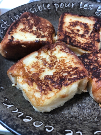 ４枚切りの食パンが売っていたので参考にさせていただきました。美味しかったです^ ^