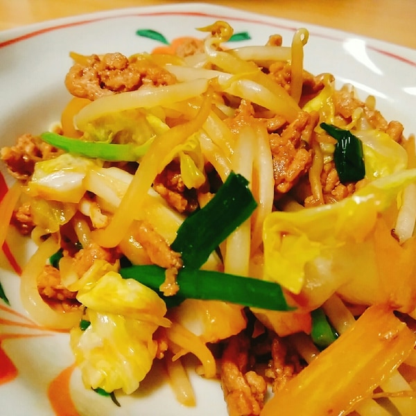 豚ひき肉とキャベツもやしにらのオイスターみそ炒め レシピ 作り方 By はじゃじゃ 楽天レシピ 豚ひき肉とキャベツもやしにらのオイスターみそ炒め レシピ 作り方 By はじゃじゃ 楽天レシピ