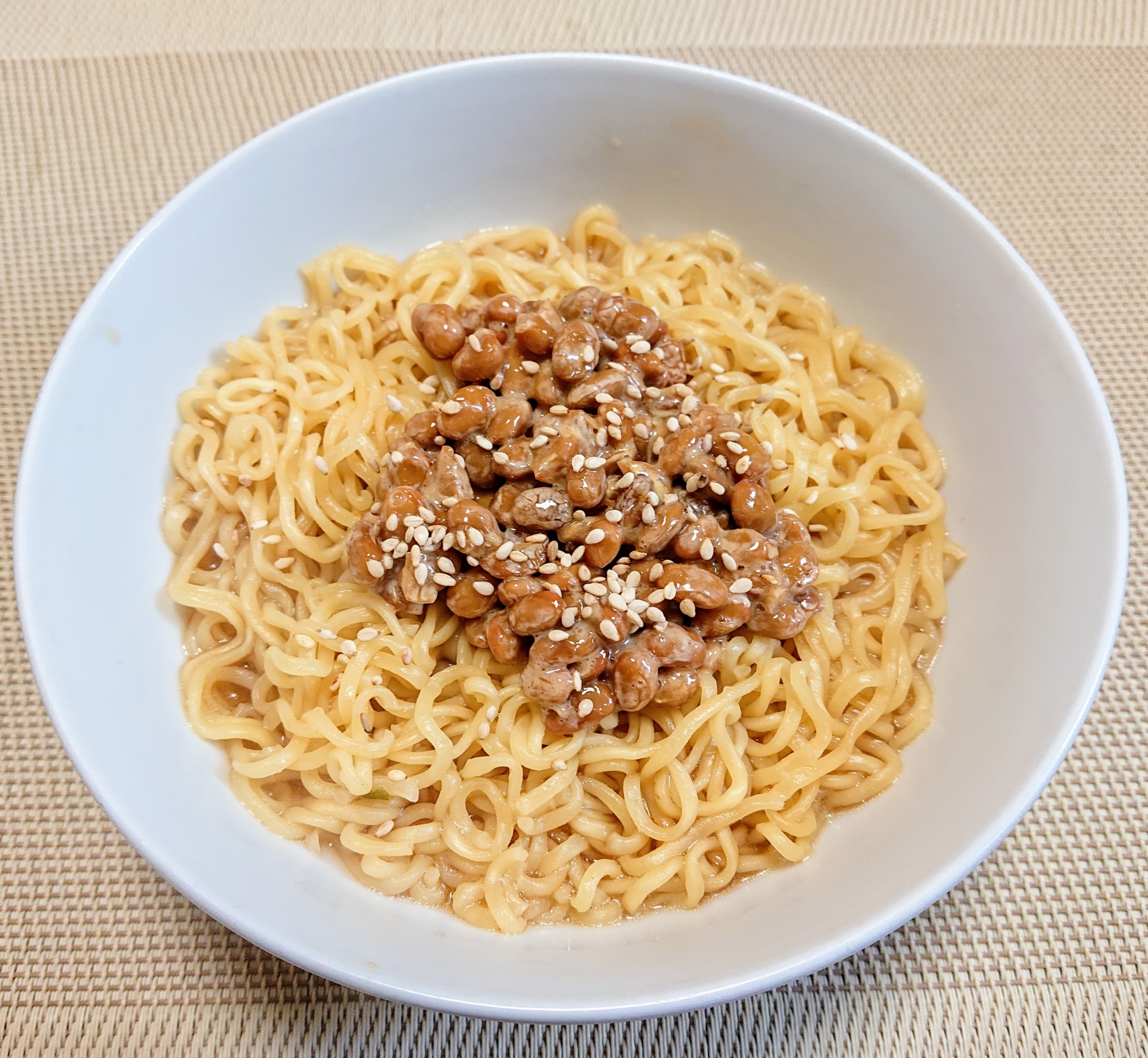インスタントで☆ぶっかけ納豆味噌ラーメン