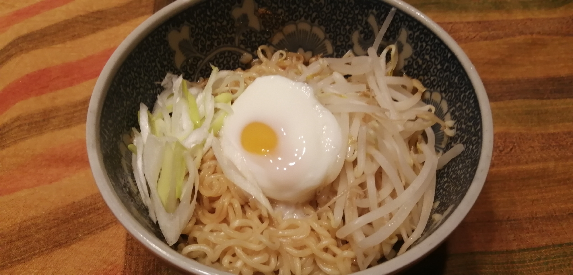 インスタントラーメンで油そば