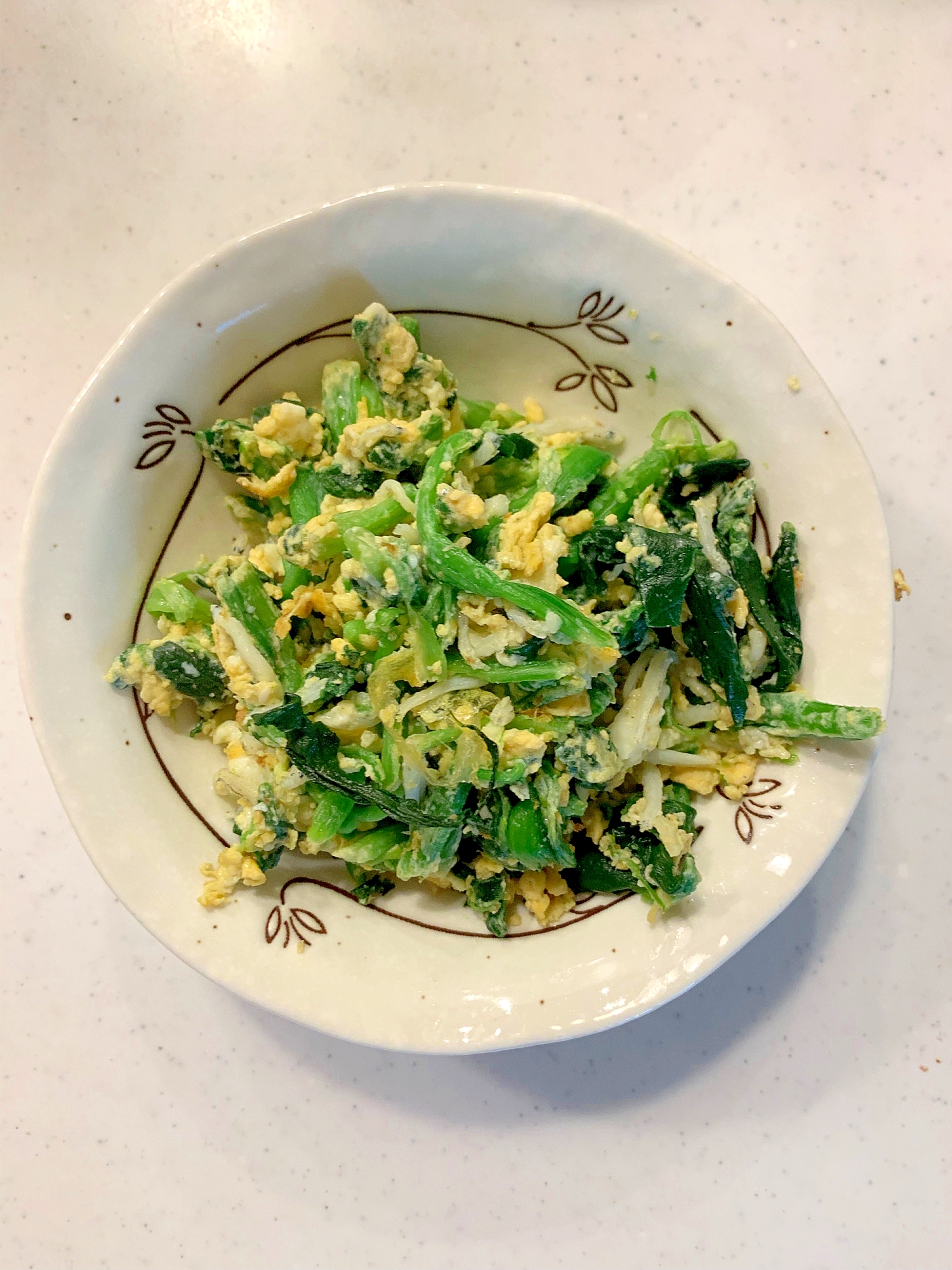 朝食に！ほうれん草の炒め物