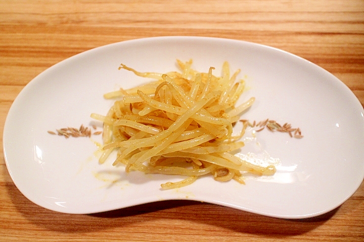 【5分で1品・作り置き】超簡単もやしのカレーナムル