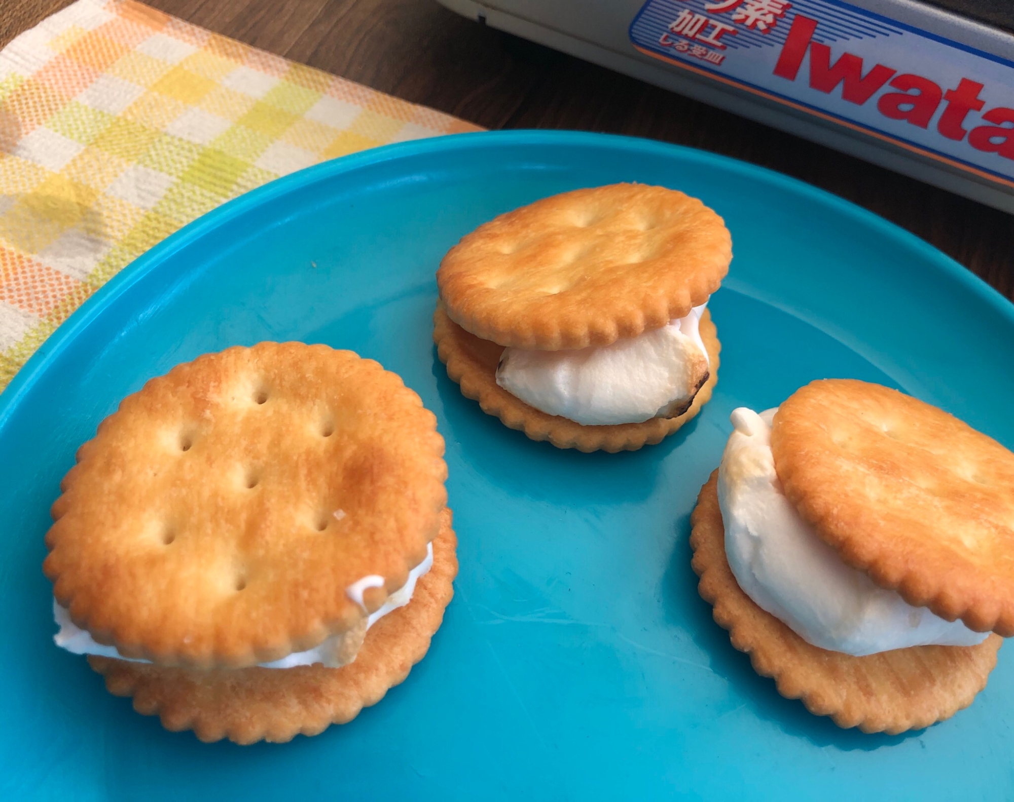 キャンプ飯スイーツ 甘 いスモア レシピ 作り方 By りんりんりん 楽天レシピ キャンプ飯スイーツ 甘 いスモア レシピ 作り方 By りんりんりん 楽天レシピ