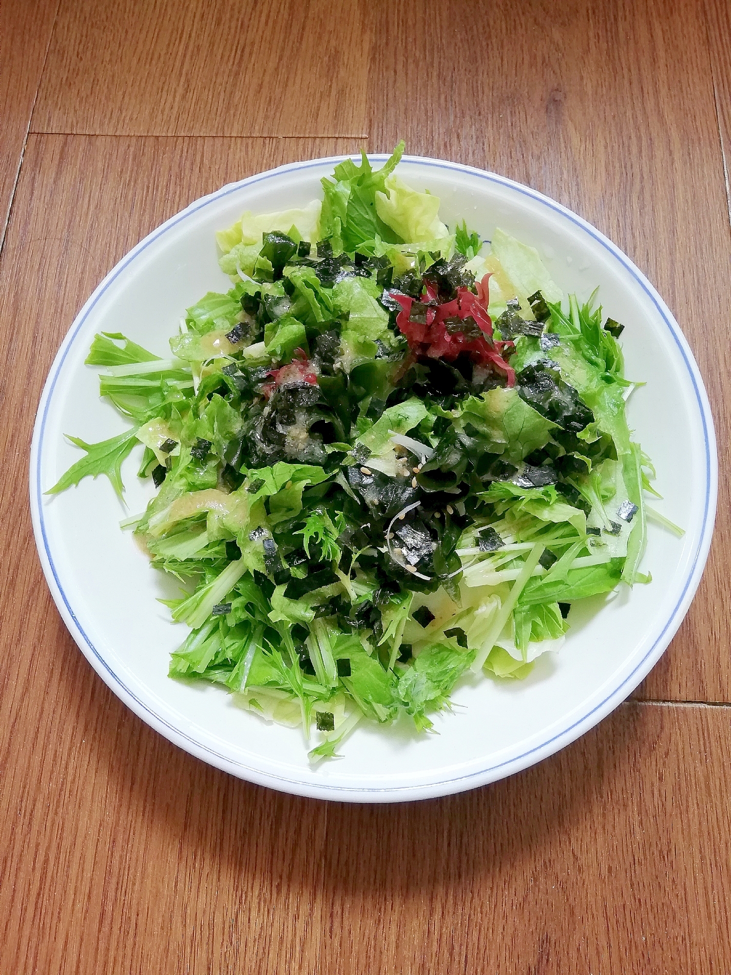 レタスと水菜と海藻のチョレギサラダ