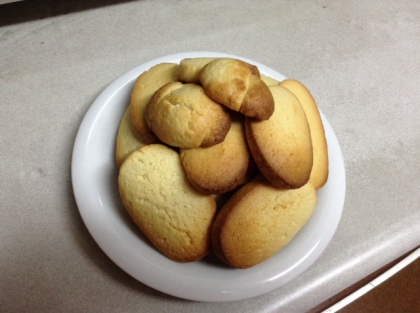 とても簡単で、とても美味しくできました！今度はちゃんと型抜きをして可愛いクッキーを作ろうと思います！