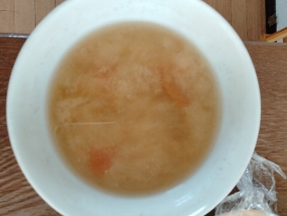 里芋とトマトの味噌汁