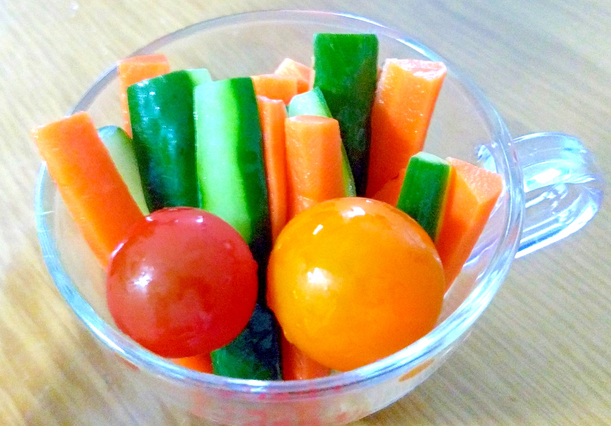 暑い日にぴったり♪カラフルさっぱり野菜ピクルス☆