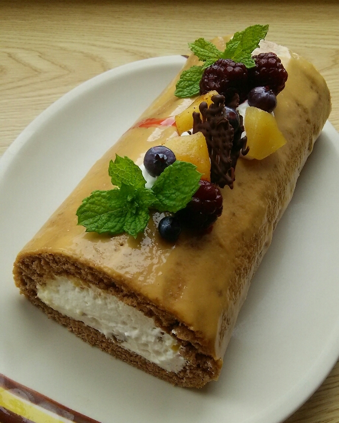 キャラメルリンゴロールケーキ レシピ 作り方 By 純金カステラ 楽天レシピ