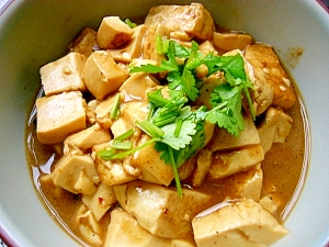香菜風煮豆腐