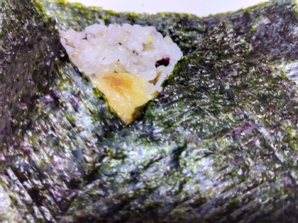 残った炊き込みご飯deᕷ*しば漬けおにぎりꕤ୭*