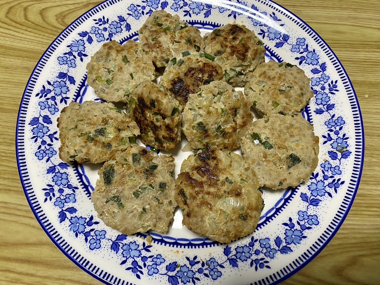 隠し味は味噌！ニラ入り簡単つくね