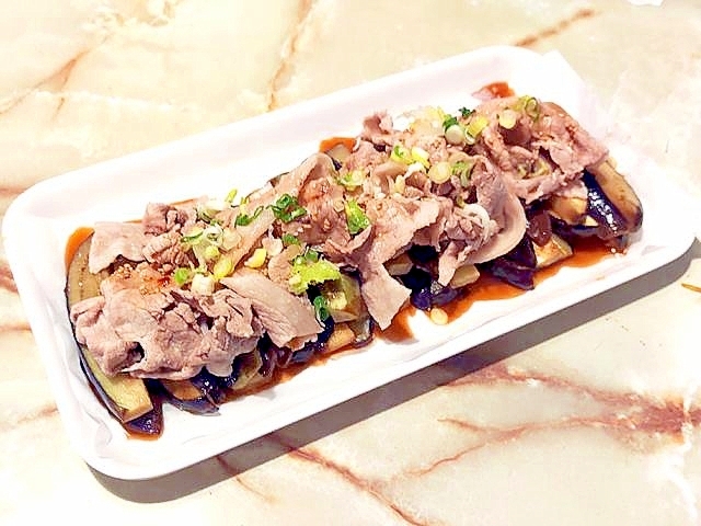 茄子の消費にも!豚こまとナスのピリ辛ソース仕立て♪
