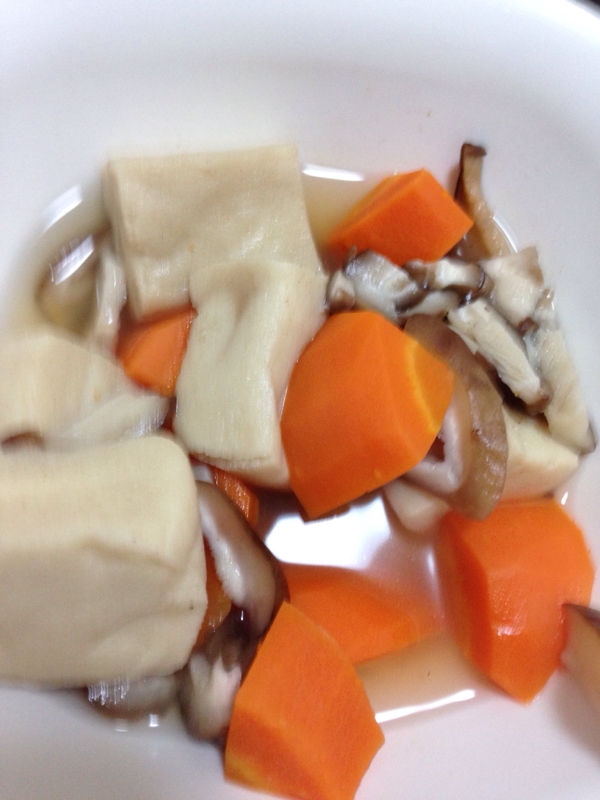 高野豆腐と椎茸の煮物