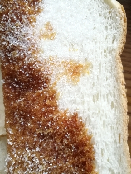レンジでカラメルソースのパン