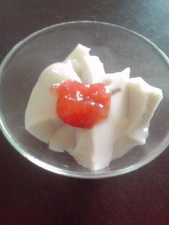 簡単デザート イチゴミルク寒天 レシピ 作り方 By Tiktiktak 楽天レシピ