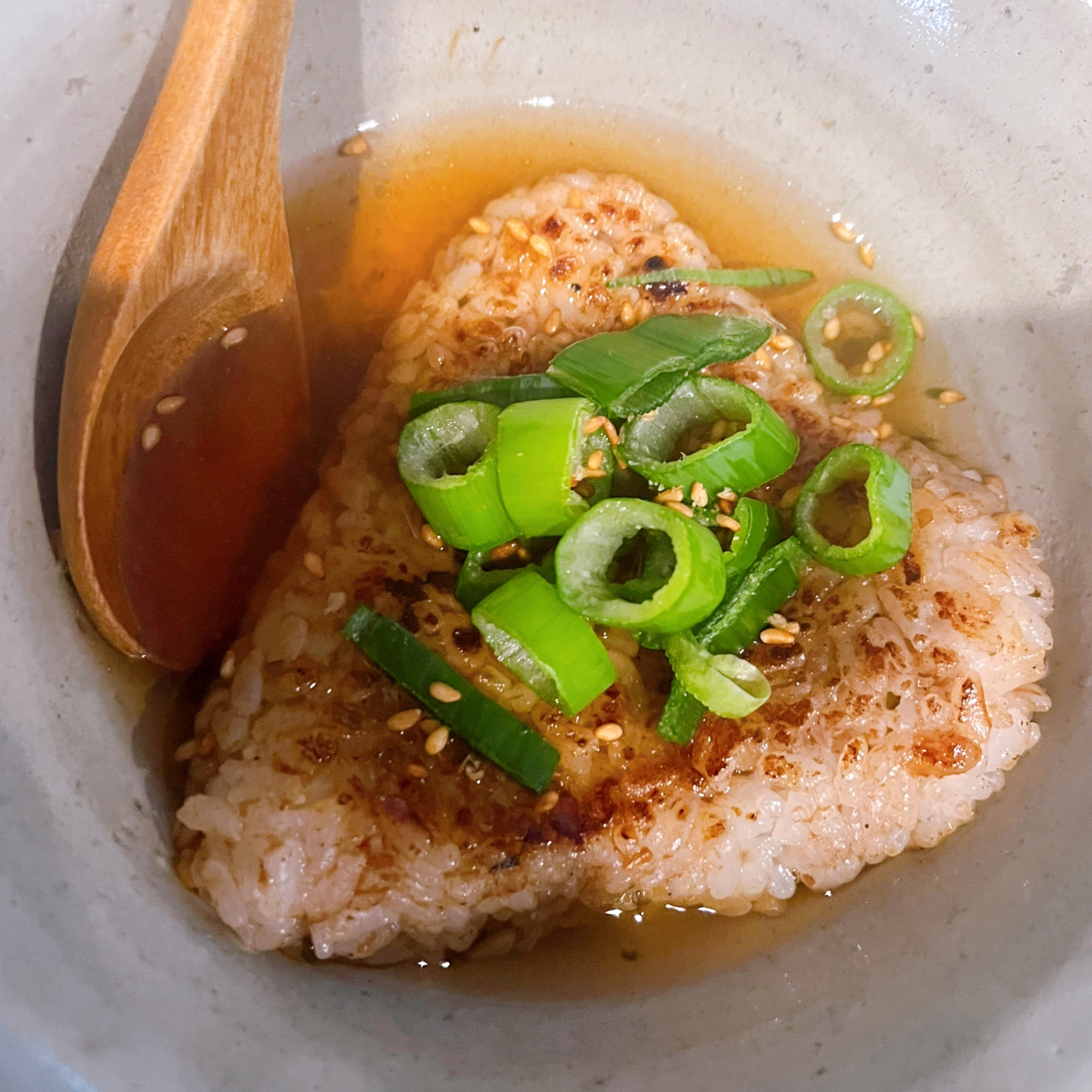 捨てないで！出汁がらで！焼きおにぎり茶漬け