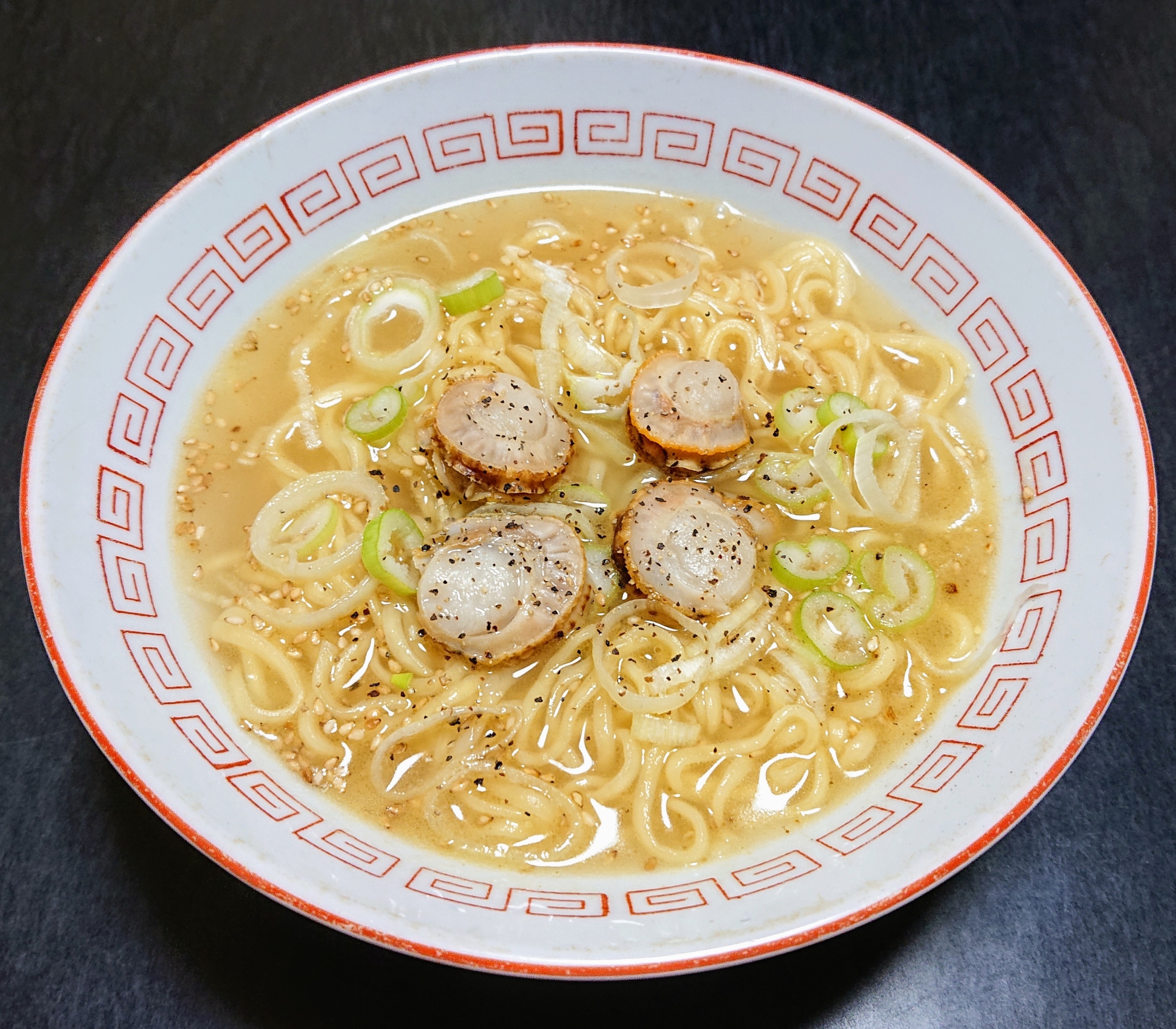 中華三昧☆ベビーホタテの北京風香塩ラーメン