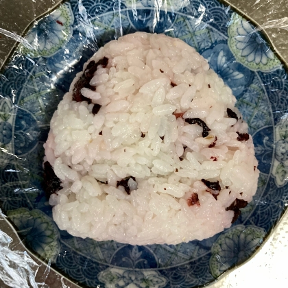 暑くて汗をかいたので､程良い塩味と酸味がとても美味しかったです♪素敵なレシピ感謝です(о´∀`о)ノ