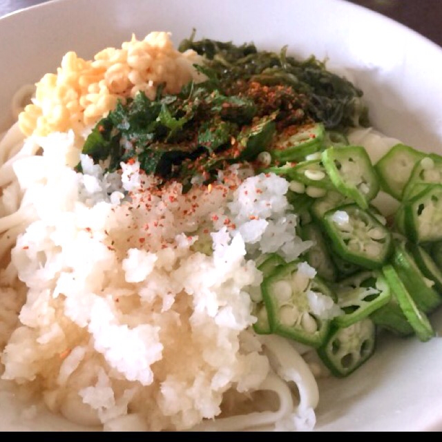 さっぱり‼️メカブと、オクラのネバネバ冷やしうどん